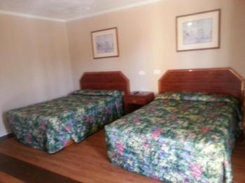 Kings Inn Motel París